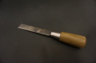 Kento nomi: used with wooden mallet to carve woodblocks.